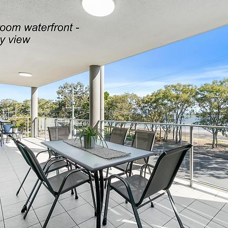On The Bay Apartments Bongaree エクステリア 写真