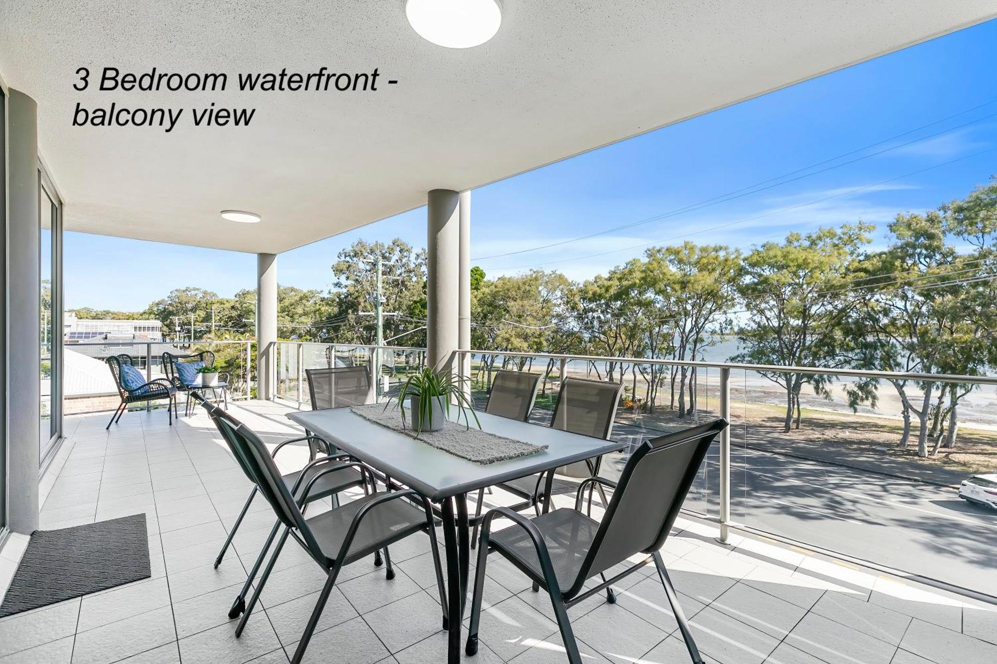 On The Bay Apartments Bongaree エクステリア 写真
